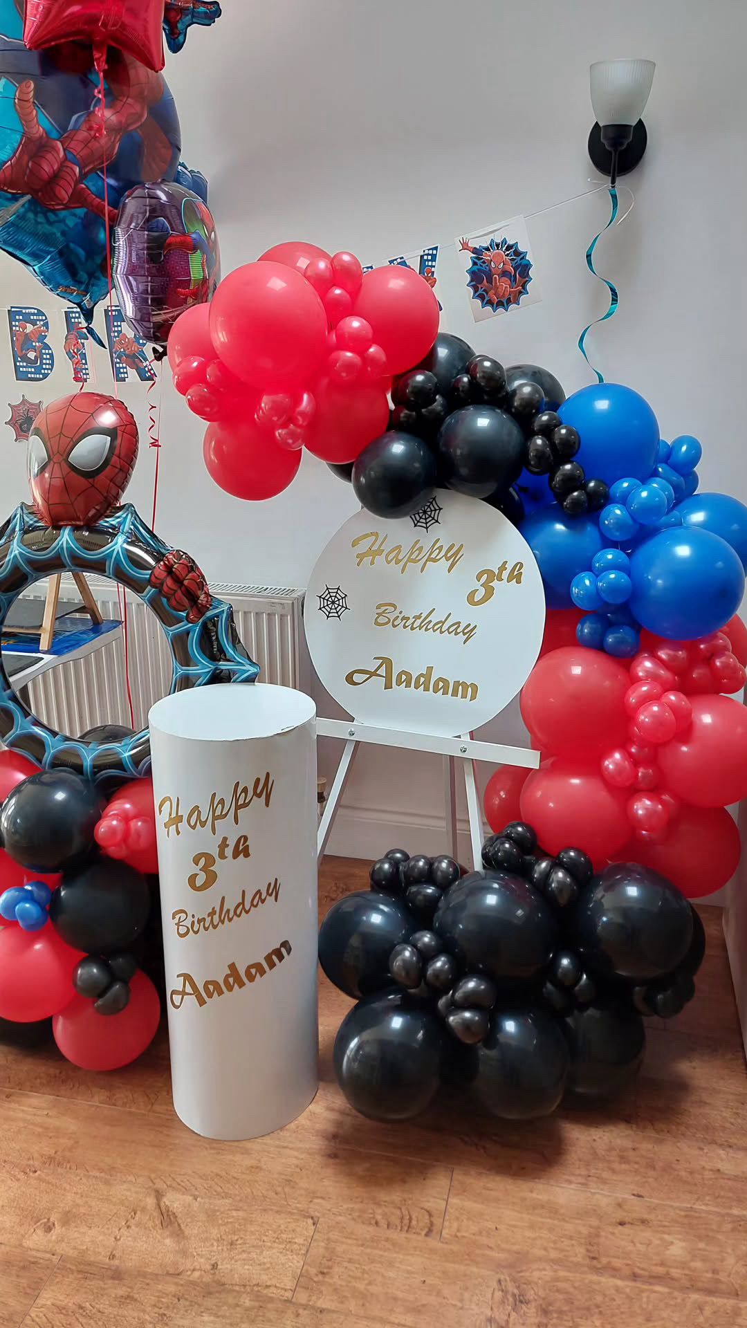 Balloon Set- Cake-Stand-Number & Easel