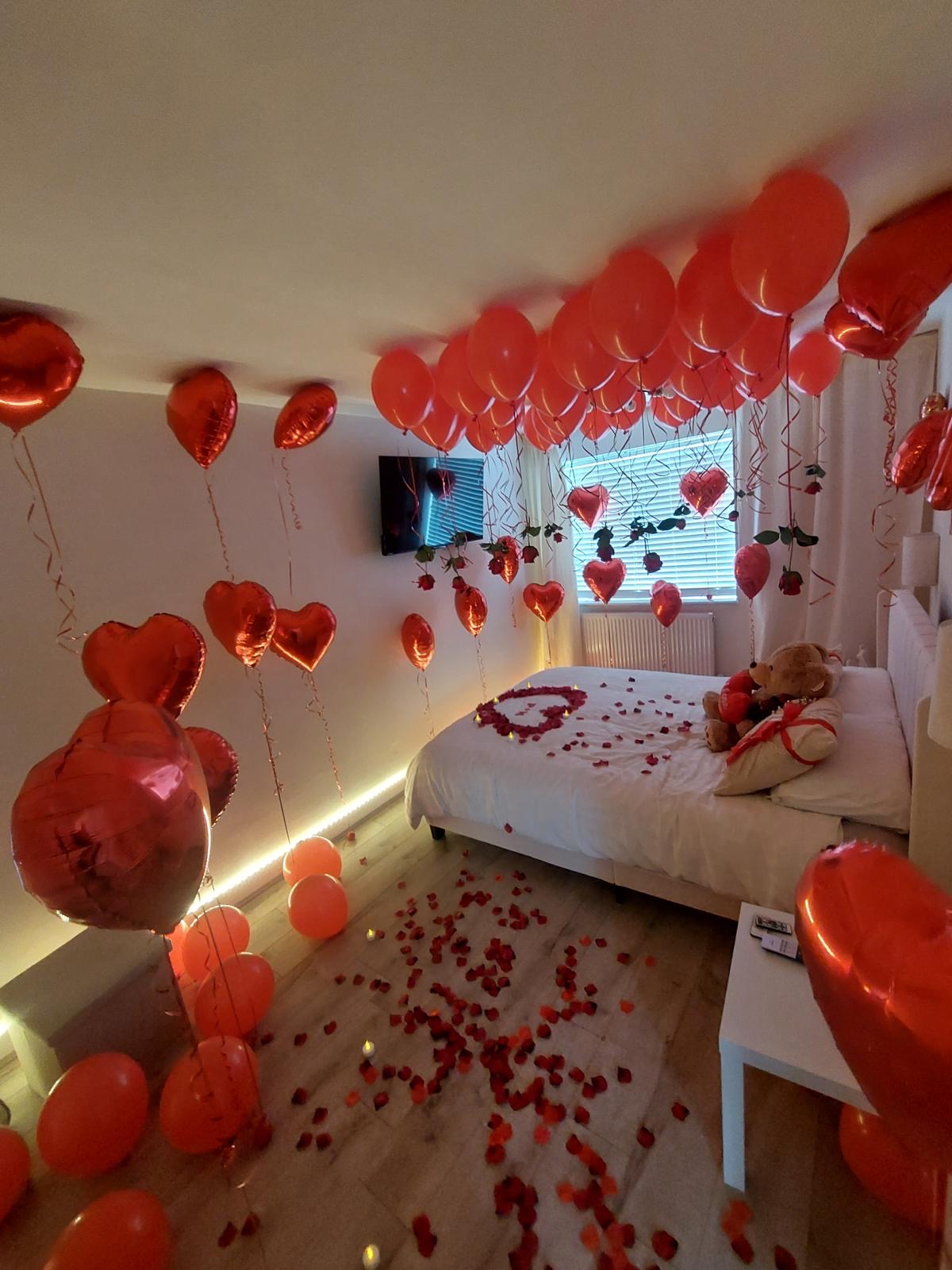 Valentine's Room Decoration