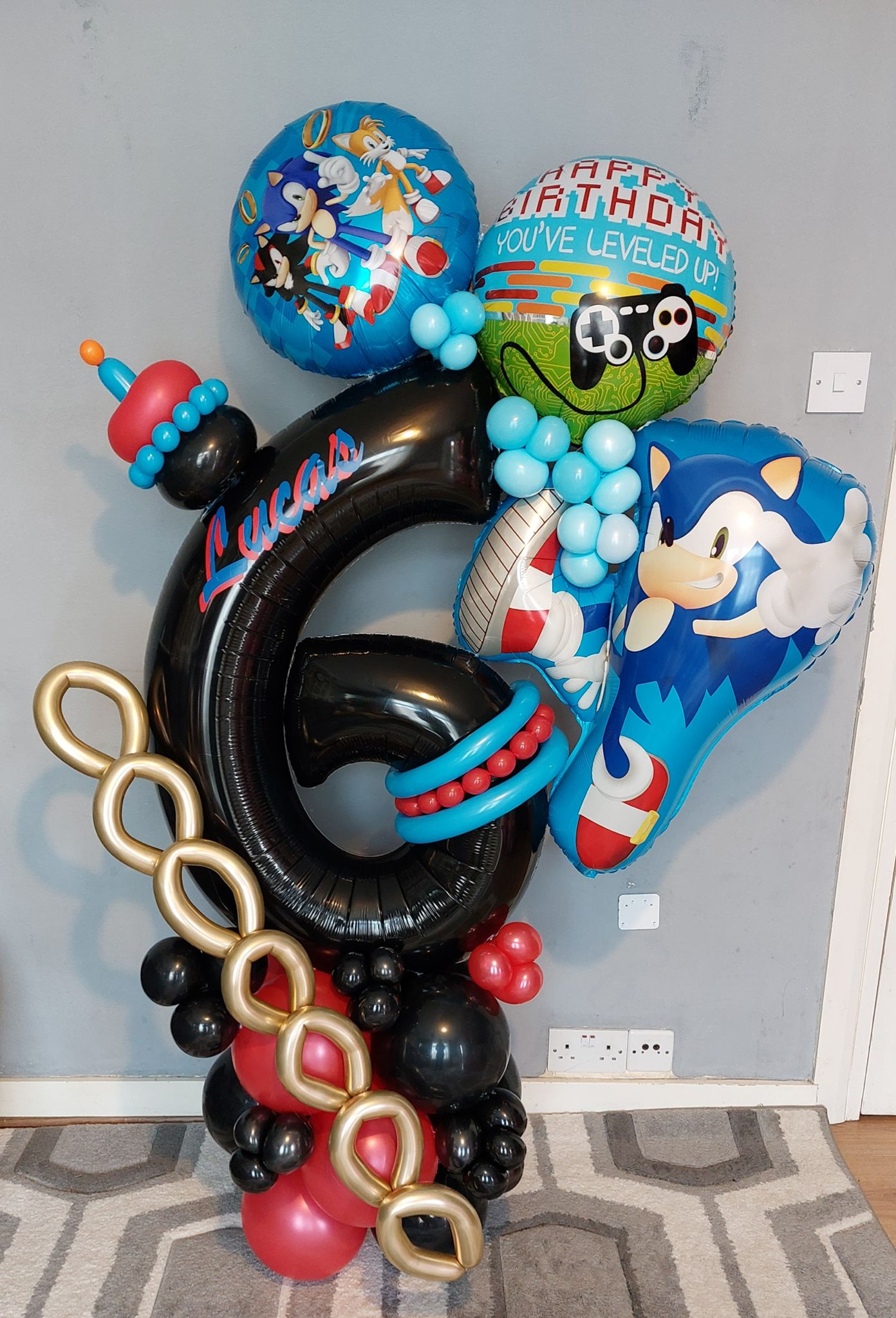 Sonic The Hedgehog Single Number Balloon Bouquet