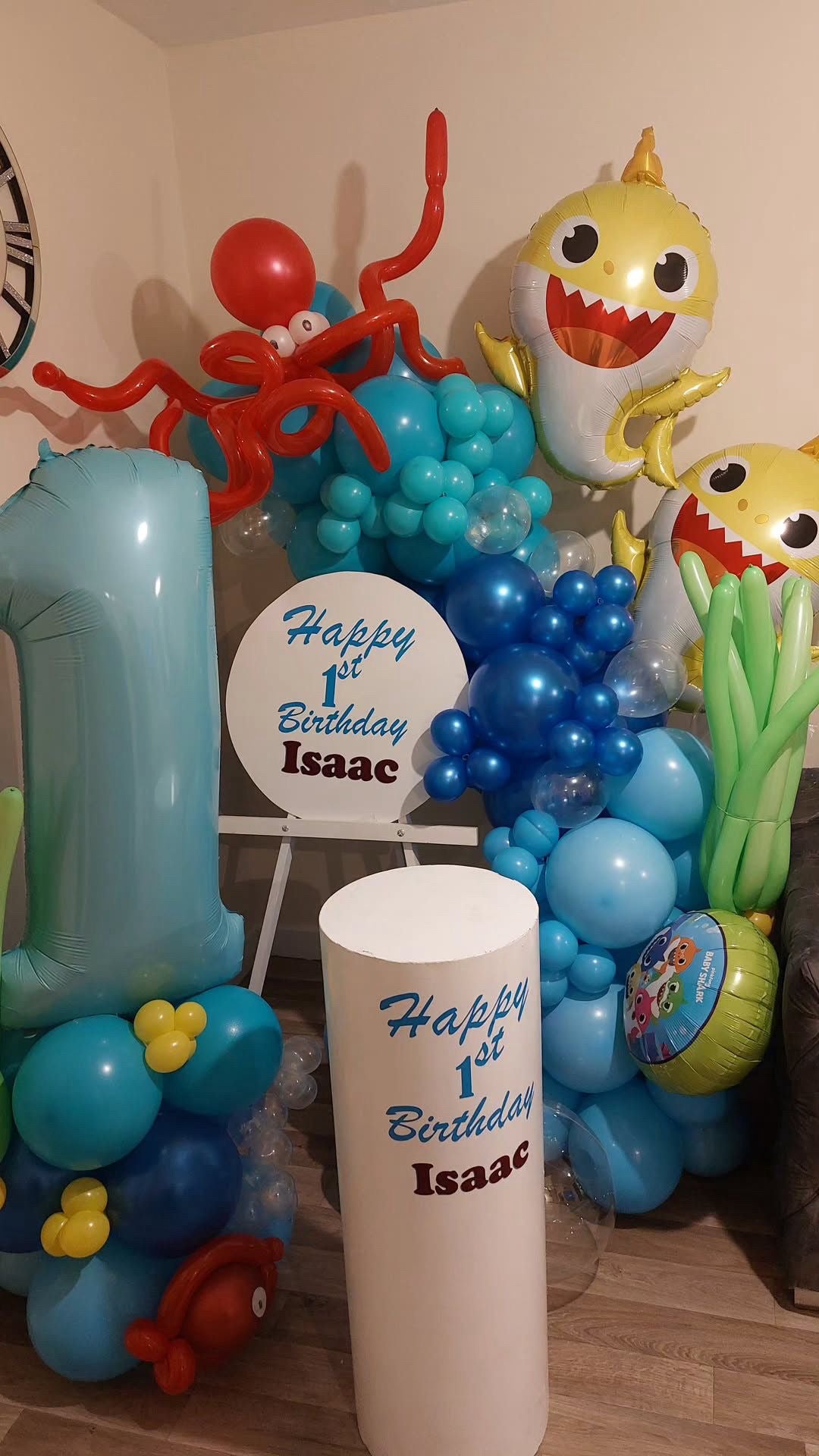 Balloon Set- Cake-Stand-Number & Easel